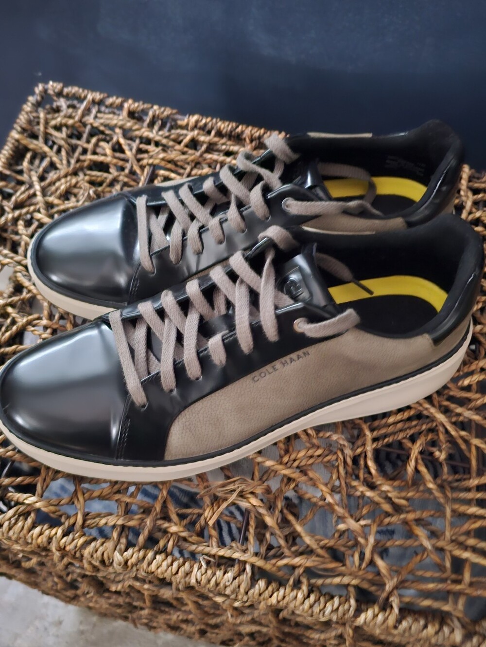 Cole Haan Black and Taupe Low-Top Sneakers Mens 11